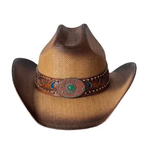 Vue détaillée du chapeau de cowboy occidental rétro américain avec bande décorative et large bord.
