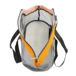 Vue détaillée du sac de transport pour animaux en maille respirante avec fermeture éclair.