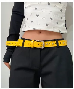 Vue détaillée de ceinture de taille en strass jaune, accessoire de mode ajouré.