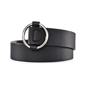 Dames zwart leren riem met o-ring gesp, moderne minimalistische casual jeansriem stijl.