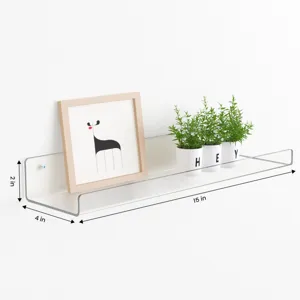 Étagère murale transparente en acrylique pour un rangement moderne dans la maison.