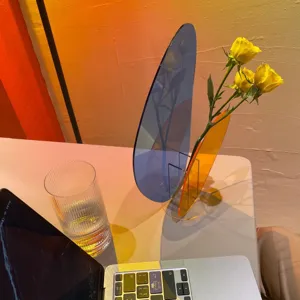 Modern geometric acrylic vase ins style colorful desktop decorative flower arrangement.