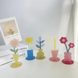 Cute acrylic flower photo clip desktop memo holder and aesthetic room decor ornament details.