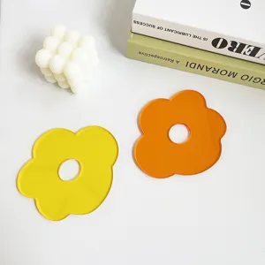 Sottobicchiere di fiore in acrilico carino INS, tappetino per tazza cavo colorato, isolante