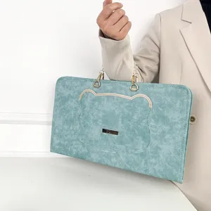 Laptoptasche mit süßem Bärenohren Design 13 14 15 Zoll türkise Computertasche Detailansicht
