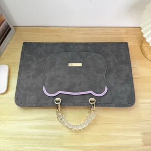 Dunkelgraue Laptoptasche mit Perlenhenkel, schutzhülle fur tragbarer computer im büro