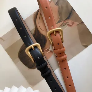 Ceinture en cuir véritable pour femme avec boucle métallique élégante pour jeans.