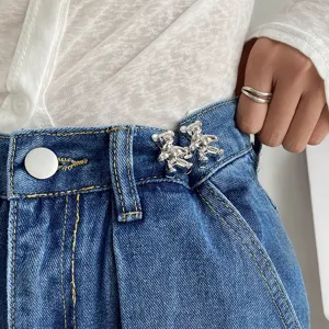 Clip de resserrement de taille ours argenté pour jeans, boucle réglable en métal pour pantalon.