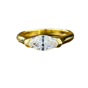 Anello in lega zircone marquise, elegante gioiello di coppia geometrico dorato per uso quotidiano.