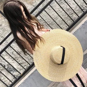 Grand chapeau de paille large bord plat chapeau de soleil été plage vacances femme
