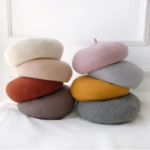 Klassieke vrouwen wol baret hoed, vintage effen warme schilder muts voor herfst en winter dagelijks.