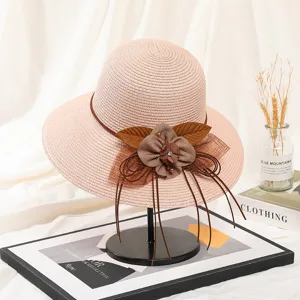 Damen Sommer Strohhut mit Blumen Dekor, ideal für Strand Urlaub und perfekten Sonnenschutz.