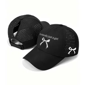 Berretto da baseball nero ad asciugatura rapida per coda di cavallo con fiocco e slogan.