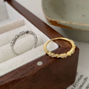 Anello Cuore Zirconi Placcato Oro Argento S925 Vintage Minimalista Vista Principale