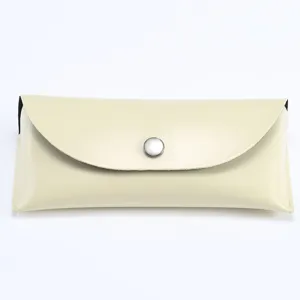 Etui à lunettes portable en similicuir, boîte de rangement élégante pour lunettes de soleil.