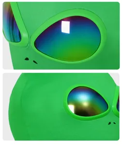 Disfraz de alienigena mascara verde con ojos iridiscentes reflectantes para cosplay de Halloween.