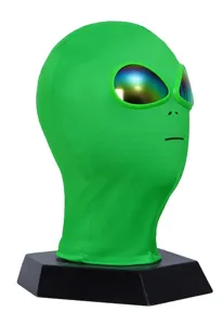 Máscara de cabeza de alienígena verde vista de detalle, ideal para fiesta de disfraces