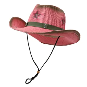 Rosa Stroh-Cowboyhut mit Sternen-Grafik, grünem Band und Kinngurt für Damen Sonnenschutz.