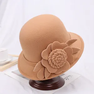 Dames winter wollen vilt klokhoed vintage bolhoed hoed met elegante stoffen bloem.