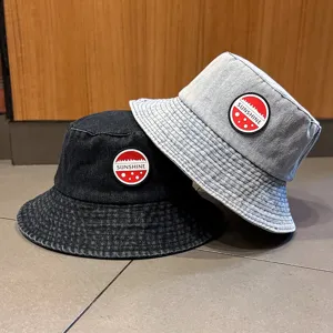 Καπέλο bucket από denim με διακοσμητικό έμπαστρο, ευέλικτο καλοκαιρινό καπέλο.