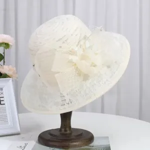 Elegant lace sun hat for women, summer beach sun protection floral floppy wide brim hat.