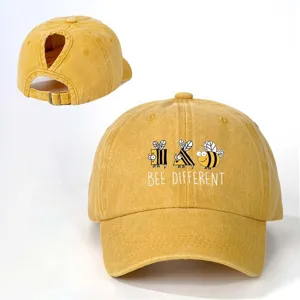 Verwaschene gelbe Pferdeschwanz Baseballkappe mit süßem Bienen Print und verstellbarem Riemen.