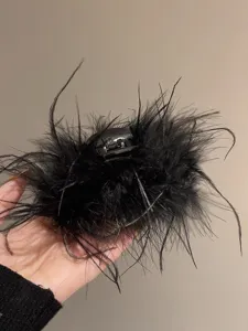 Black feather hair claw clip fluffy ostrich plush shark clip for women stylish hair accessory