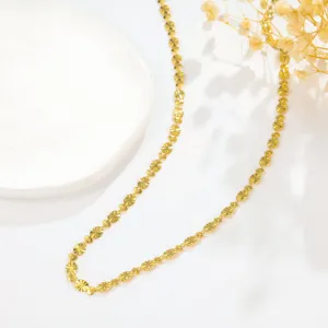 Goldfarbene facettierte Scheiben Halskette, elegante Sternenhimmel Choker für Damen Modeschmuck.