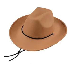 Chapeau de cowboy western en feutre de laine marron avec jugulaire noire pour femmes.