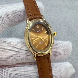 Kloris dames horloge ovaal goudkleurig klein wijzerplaat bruin lederen band vintage stijl chique