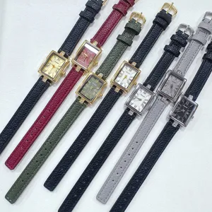 Reloj de mujer vintage rectangular SUNLIFEX de cuero con números romanos, estilo retro.