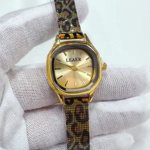 Reloj de Cuarzo Octogonal Vintage para Mujer Con Correa de Aleación de Leopardo Oro Esfera Pequeña Reloj de Pulsera Elegante