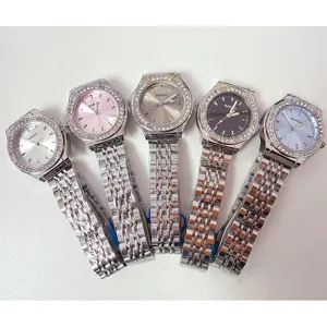 Details der BARSH Damen Strass Quarz Uhr mit Stahlarmband, modischer eleganter Zeitmesser.