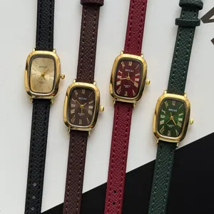 Montre à Quartz Rectangulaire Vintage pour Femmes Cadran Rétro Chiffres Romains Bracelet en Similicuir Montre-Bracelet de Mode Élégante Décontractée