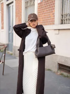 French style long handle dumpling underarm bag for women, chic cloud shoulder handbag.