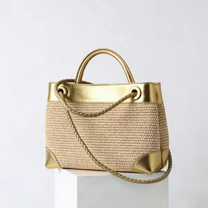 Sac bandoulière en paille d'été avec bordure dorée, sac à main de plage décontracté.