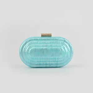 Borsa da sera in acrilico con texture marmo blu, elegante pochette rigida per feste e banchetti.
