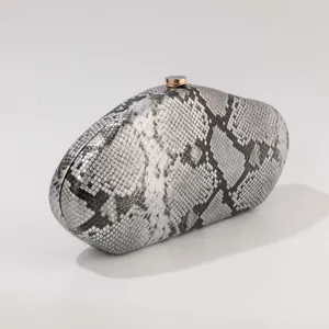 Sac pochette de soirée en acrylique motif serpent, détail de sac à main tendance forme.