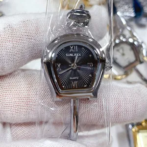 Montre Bracelet Femme De Forme Unique En Quartz Élégante Mode Argenté Superbe Bijou
