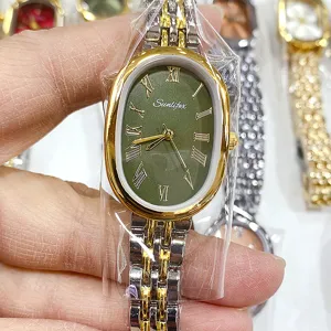 Montre quartz ovale élégante pour femme SUNLIFEX cadran vert chiffres romains bracelet acier.