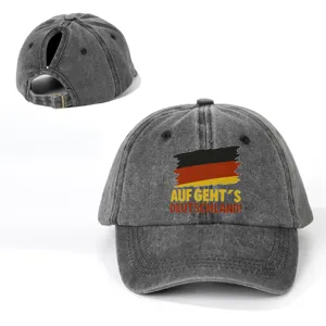 Vintage gewaschene graue Baseballcap mit Zopföffnung und deutschem Flaggen Slogan Druck.