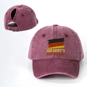 Gewaschene Baumwoll-Zopfcappy mit deutscher Flagge bedruckt und Slogan, verstellbar.