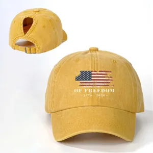 Gewassen staart-honkbalpet met Amerikaanse vlag print en verstelbare band aan de achterkant.
