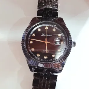 Schwarze Herren Quarzarmbanduhr mit Stahlarmband, Strass-Indizes, praktischem Datumsfenster.