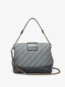 Stylish woven tweed shoulder bag for women with leather trim and chic chain strap design.
