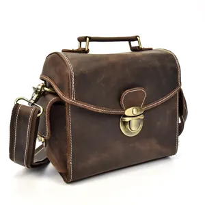 Borsa fotografica vintage in pelle cavallo pazzo, borsa a tracolla marrone con serratura.
