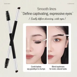 Doppelseitiger Augenbrauenpinsel und Wimpernbürste für präzises Make-up und Styling.