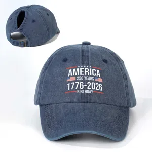 Dunkelblaue Denim Pferdeschwanz Baseballkappe mit Amerika Druck und verstellbarer Schnalle.