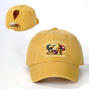 Klassische gewaschene gelbe Ponytail-Baseballkappe mit US-Jubiläums-Adler-Druck.