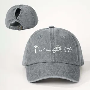 Graue gewaschene Baumwoll Pferdeschwanz Baseballkappe mit Palmen und Schildkrötendruck Outdoor.